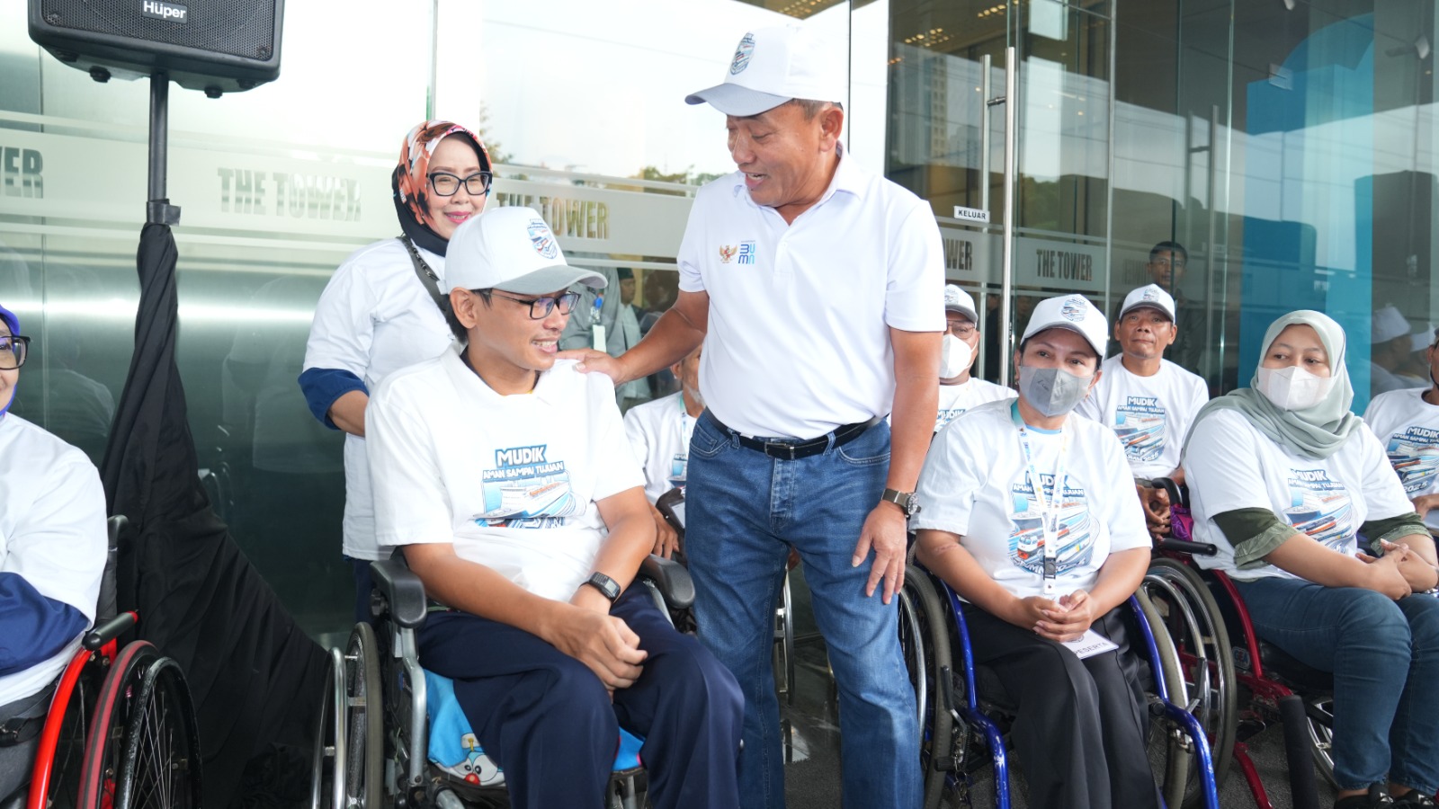 (Foto) Berangkatkan Lebih dari 1.000 Pemudik pada Idul Fitri 1446 H, BSI Siapkan Sarana Khusus Pemudik Disabilitas