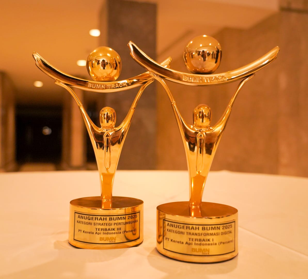KAI Diganjar Penghargaan di Anugerah BUMN 2025 dan Infobank-Isentia Digital Brand Appreciation