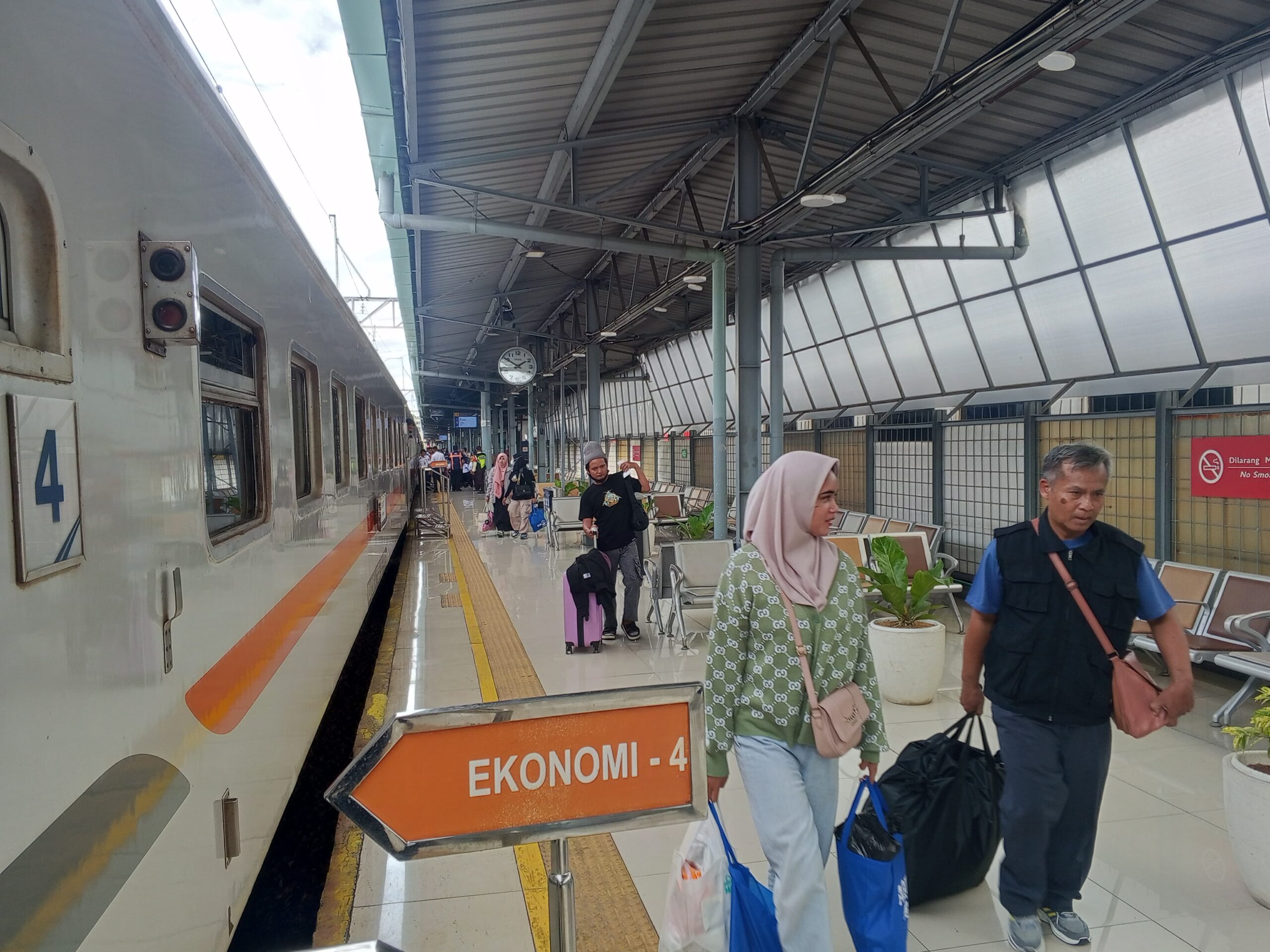 KAI Antisipasi Meningkatnya Tren Perjalanan di Tengah Hari Raya