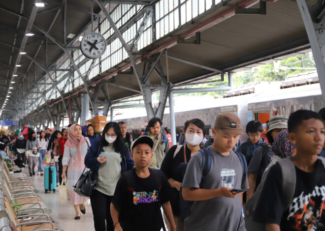 KAI Dukung Semangat Hari Buruh: Layanan Maksimal untuk Masyarakat Produktif Indonesia