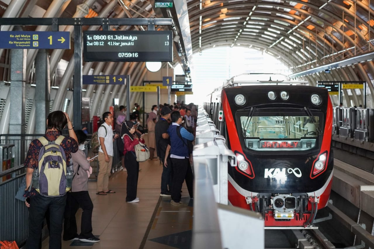 KAI Dukung Kebijakan Penggunaan Transportasi Umum bagi ASN DKI Jakarta