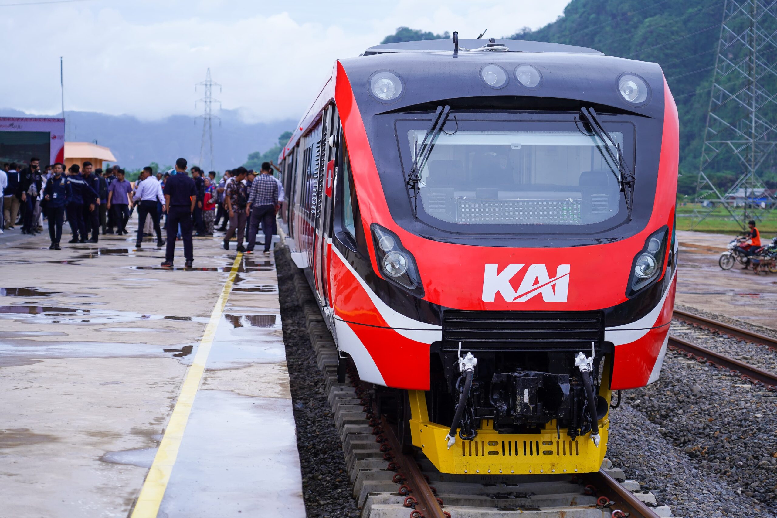 (FOTO) KA Makassar–Parepare Catat Rekor Penumpang Selama Libur Lebaran