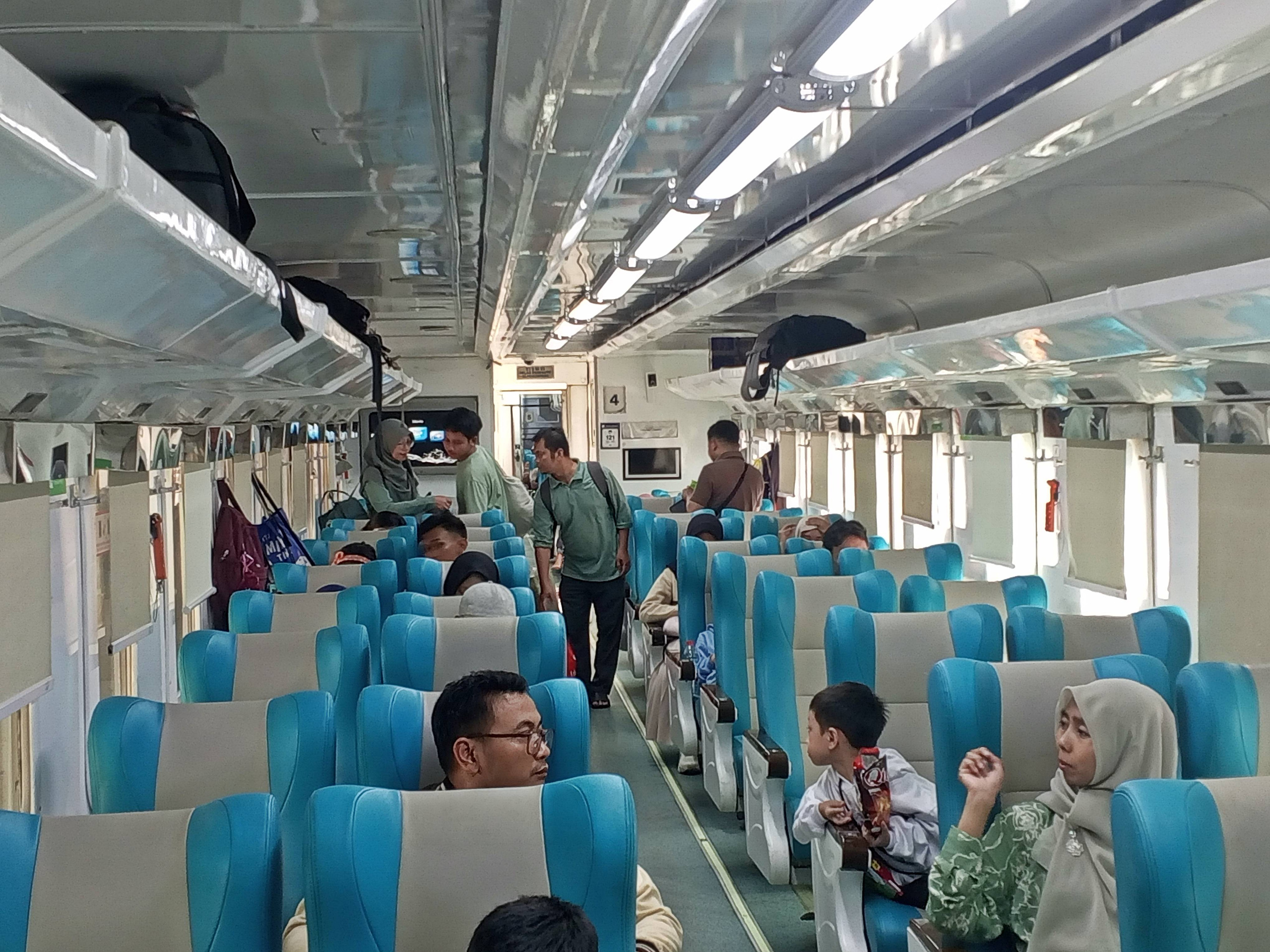 Arus Balik Lebaran 2025, Tiket KA Terjual Capai Lebih dari 4 Juta