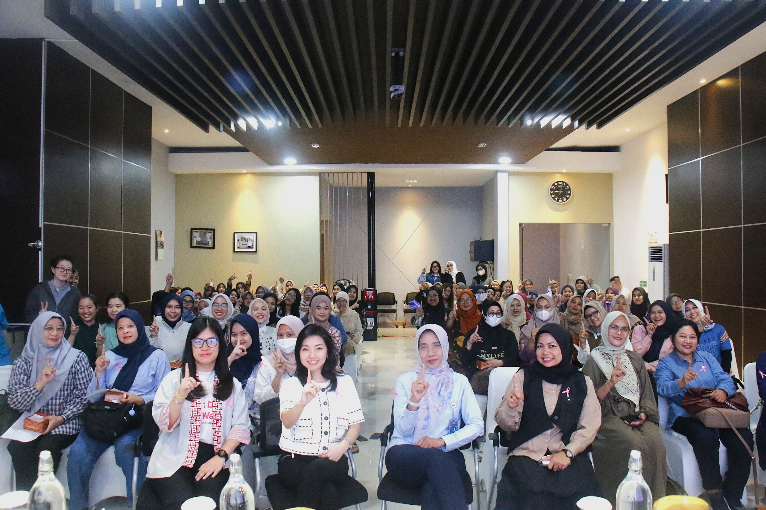 KAI Daop 1 Jakarta Selenggarakan Skrining Kanker Payudara untuk Kesehatan Karyawan Perempuan