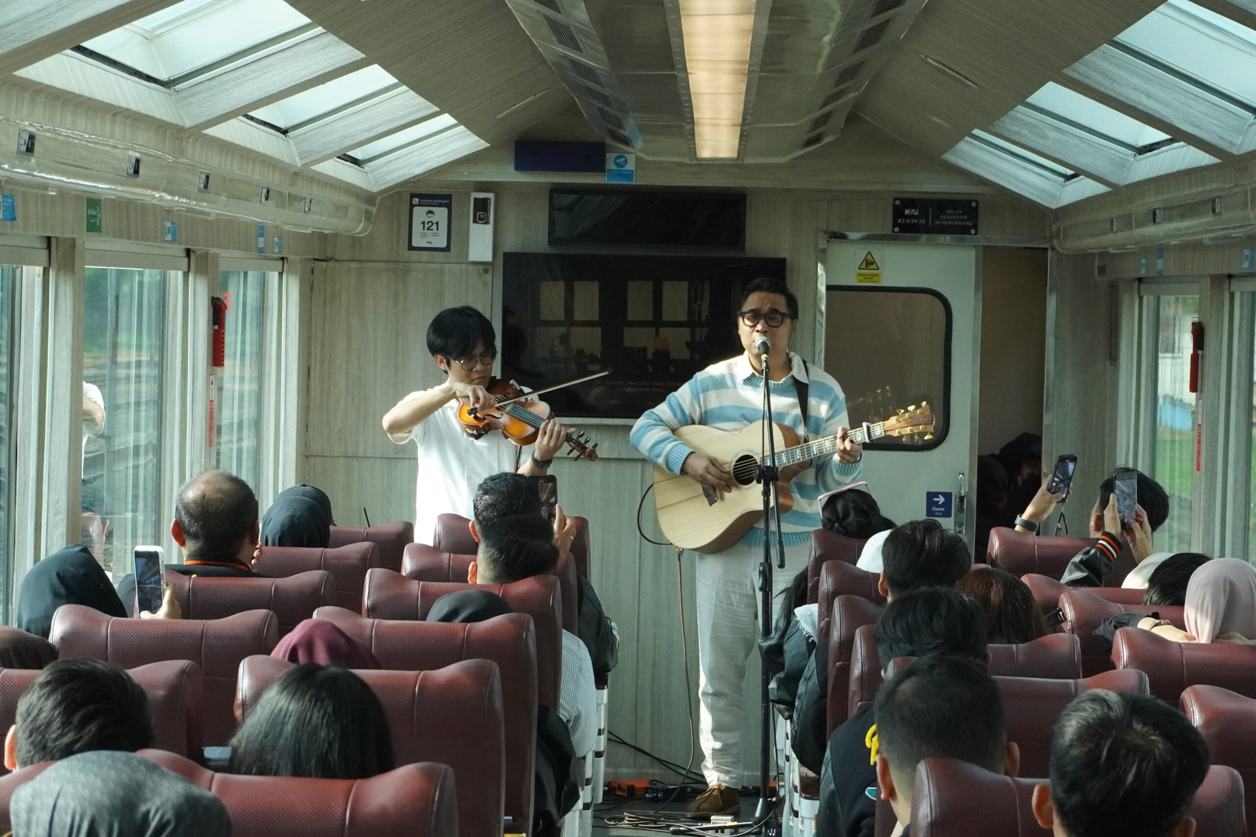 KAI Gen Z dan Kereta Panoramic, Kombinasi Traveling Kekinian di Papandayan