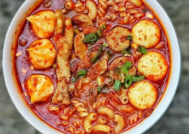 Sering Makan Seblak? Waspadai Risiko Kesehatan yang Mengintai