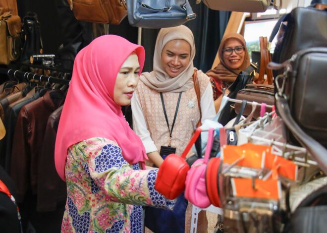 KAI Perkuat UMKM dan Fesyen Inklusif dalam Indonesia Fashion Week 2025