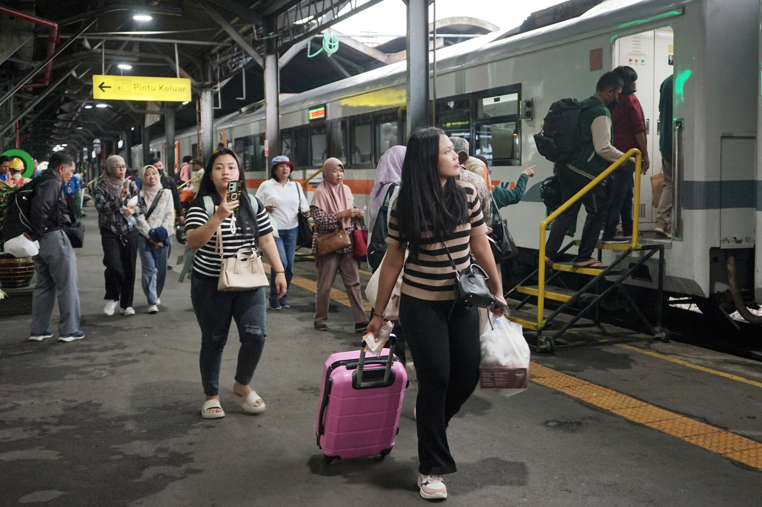 Antisipasi Libur Panjang, KAI Daop 4 Tambah Kapasitas KA