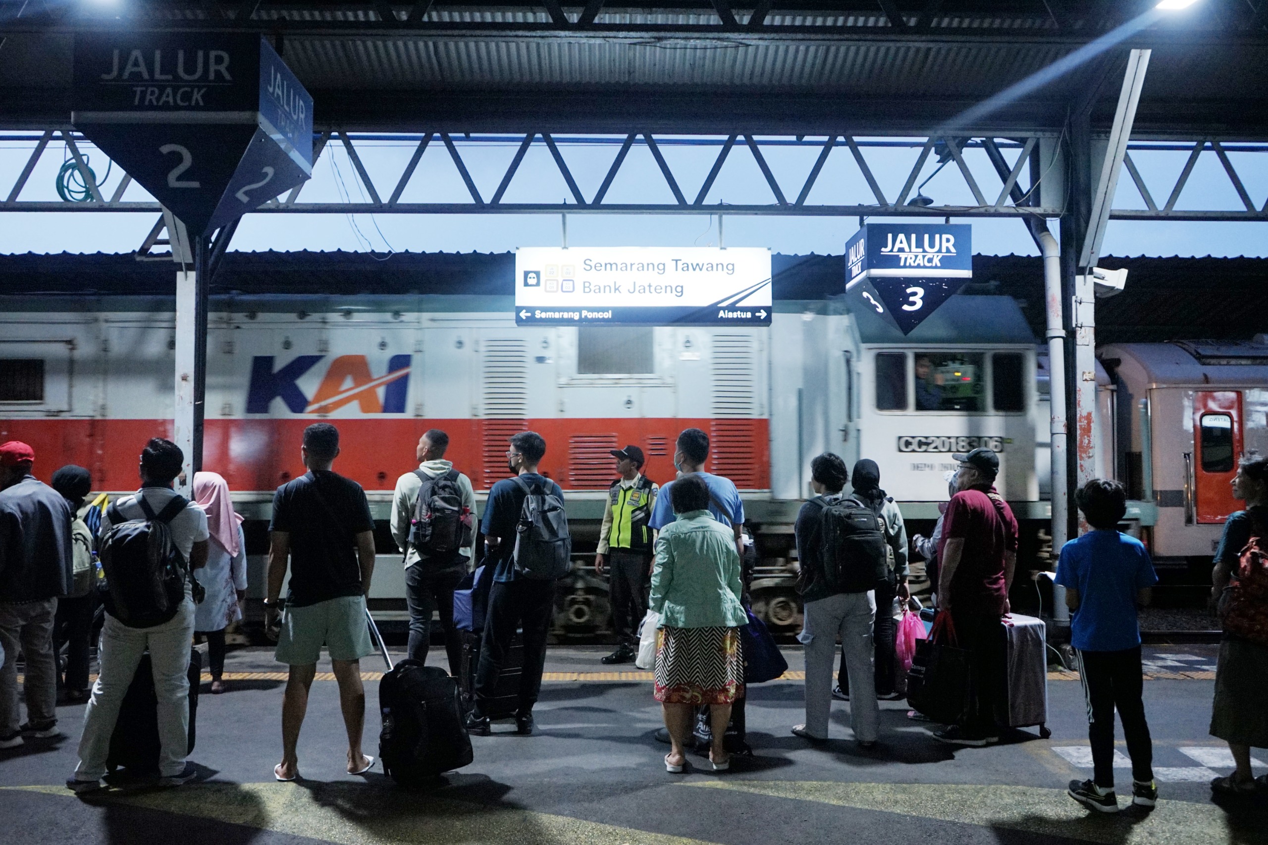 Antisipasi Lonjakan Penumpang, KAI Daop 4 Tambah KA Ekstra