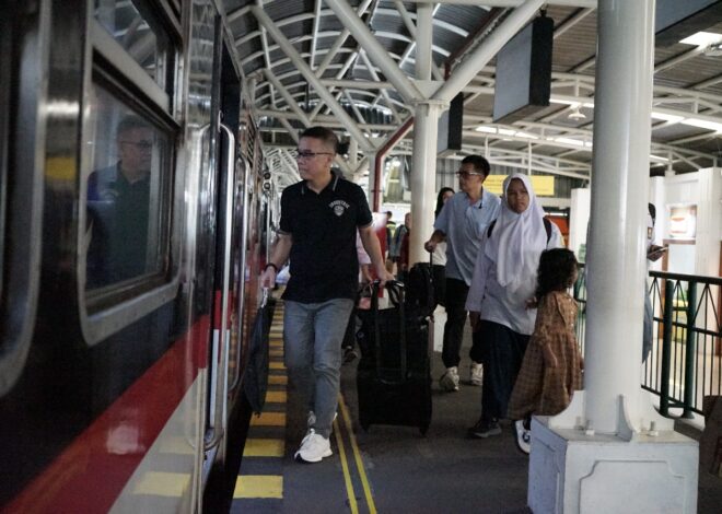 (Foto) Akses Cepat dan Praktis Naik KA Bandara YIA dari Tugu